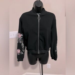 SHEIN.  Gorgeous Embroidery Zipper Jacket. Size S